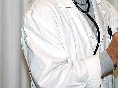 Incompatibilità estese a dirigenti medici