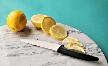 Limone, la buccia e gli effetti sul fegato: cosa dovete sapere