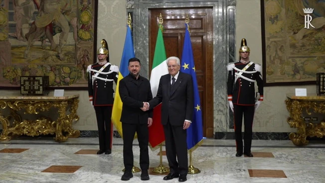 Mattarella a Zelensky "L'Italia sarà sempre al fianco dell'Ucraina"