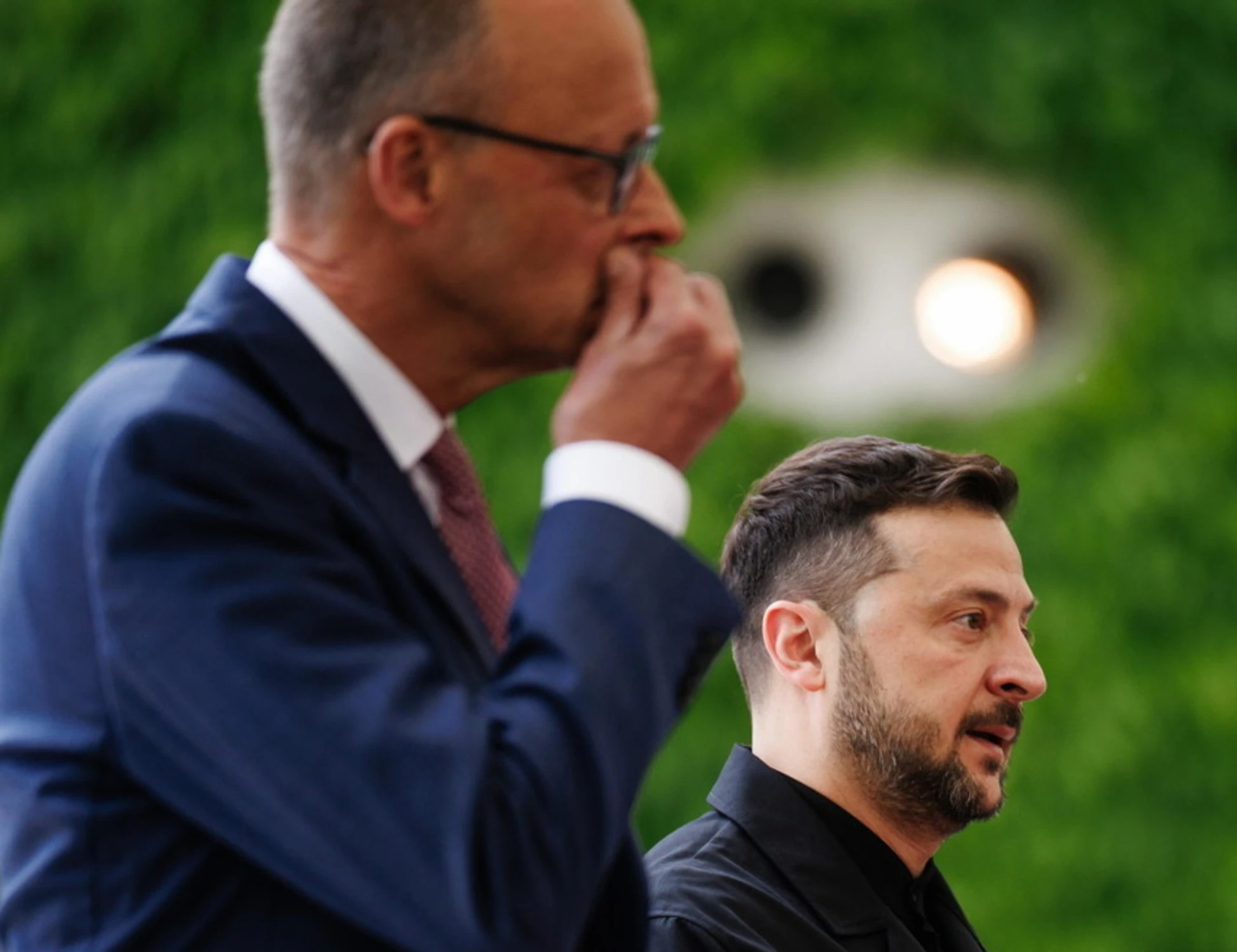 Ucraina, colloqui Ue con Zelensky e Trump prima del vertice con Mosca