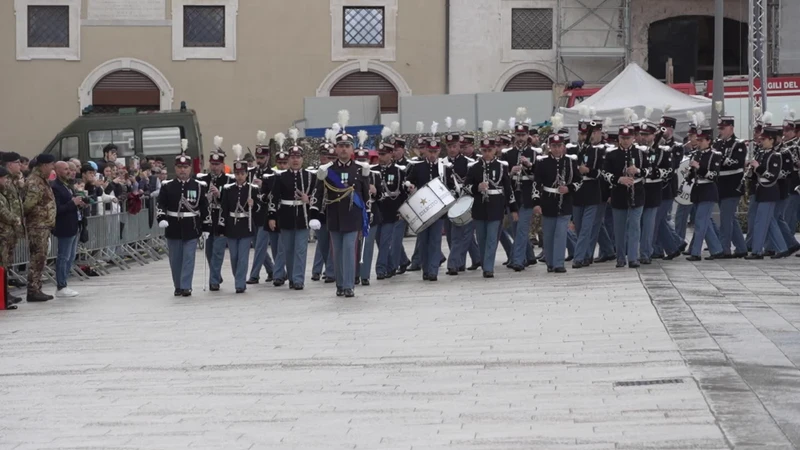 https://media.liberoquotidiano.it/6Jx0rK5SaWsIUrFLalDbLuJsJGkHA0XqMVG6nL3naqo/width:800/quality:90/aW1hZ2VzLzIwMjYvMDUvMDUvMTUxMTQwNzI1LTZjN2IwNDBhLWYzMzctNGRhZi04YjQ0LWFlNzlhNjI1ZjA5Yi5qcGc.webp