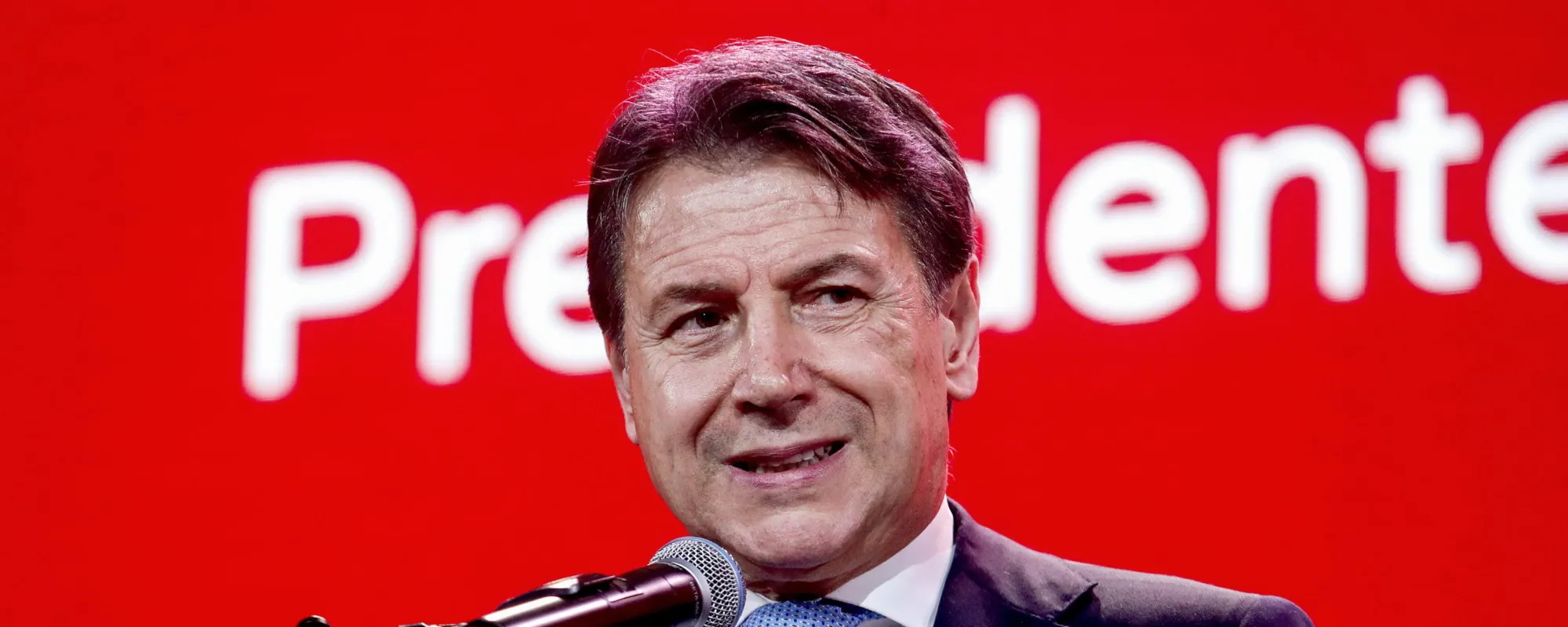 "Su queste cose cadono i governi": clamoroso, l'ex grillino bombarda Conte e il M5s