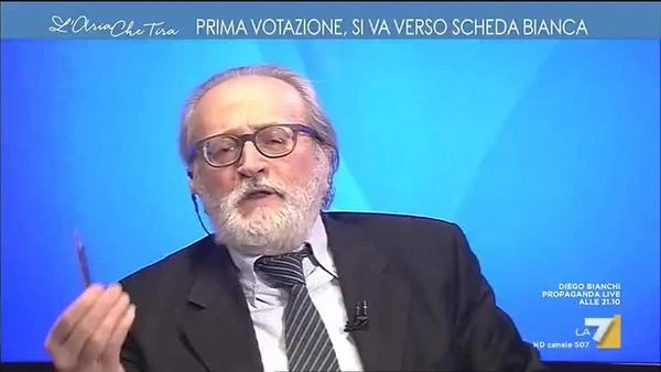 Sea Watch, Becchi svela l'autogol della magistratura sui migranti: il sospetto elettorale sui pm