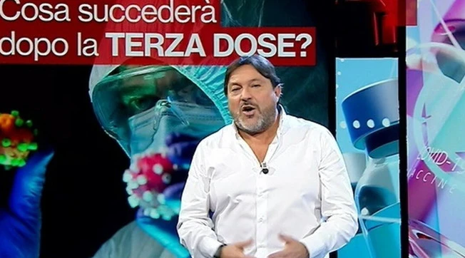 Report, Sigfrido Ranucci: "Ovvio che la terza dose del vaccino è business delle case farmaceutiche", terremoto in Rai