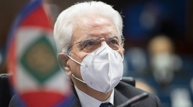 Sergio Mattarella pizzicato a Palazzo Chigi, il retroscena: un "incontro riservato" con Giuseppe Conte