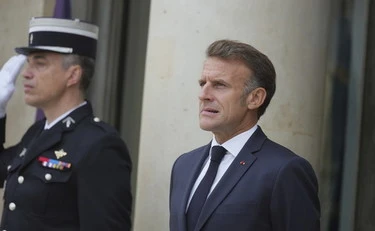 https://media.liberoquotidiano.it/6OINap6CvqJUuKMC00AgO232104W51mVQEHcISPaS_E/width:800/quality:90/aW1hZ2VzLzIwMjUvMDkvMTkvMjA0NjQ0MDAxLTFlNGZhYzkyLWIzMTMtNDg4My1hYWNkLTcyOGEzZWFhMzc3My5qcGc.webp