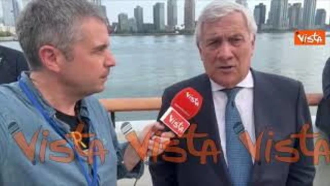 https://media.liberoquotidiano.it/6OTCfXovfxaECp8YkdI1mhDmaim1oUvDbsYlhi-VJhA/width:800/quality:90/aW1hZ2VzLzIwMjUvMDkvMjMvMjAxNjEzMDc2LWE1OTIzNGNjLThlZjYtNDE2Mi05YzNhLTRmYzAwMGU3MTYzZC5qcGc.webp