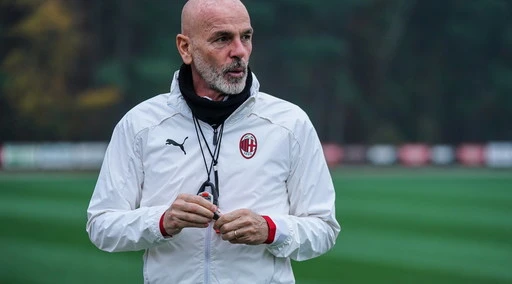 Milan, Stefano Pioli positivo al coronavirus: allenamento annullato, "non presenta sintomi"