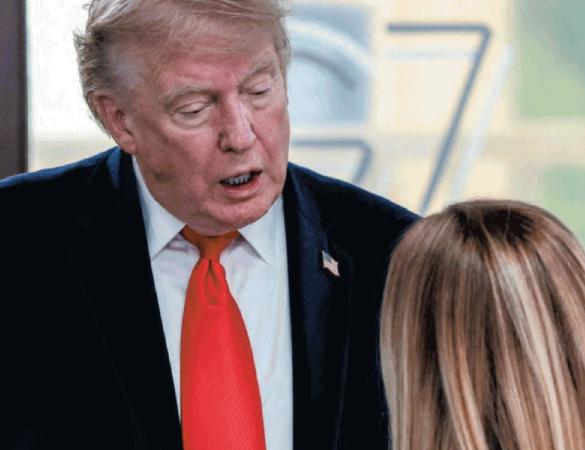 Trump contro Meloni, un attacco a freddo: il vero "molestatore" è lui 