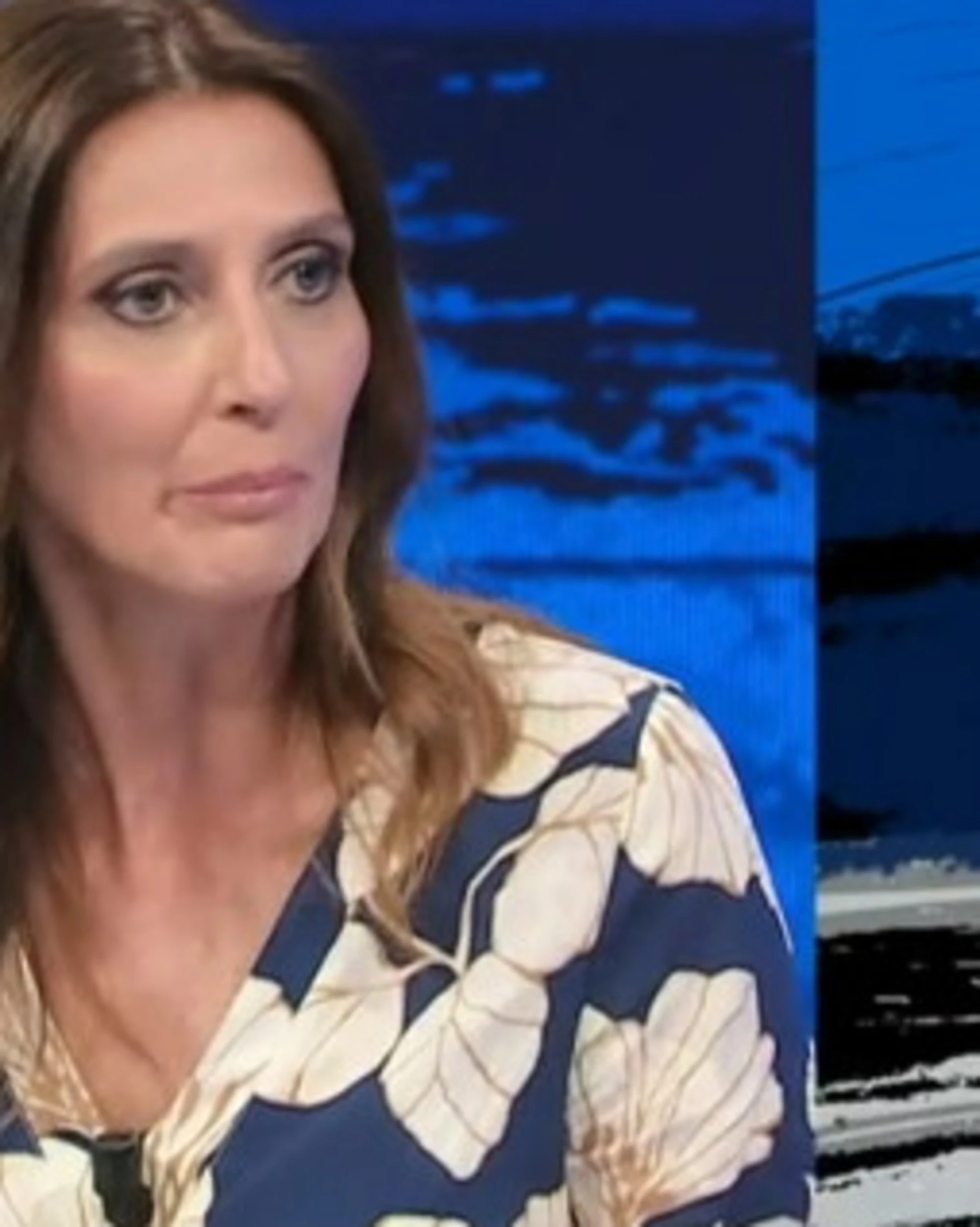 In Onda, Telese e Schianchi rosicano per Meloni su Time: "Quel nero...", "Con loro parla"