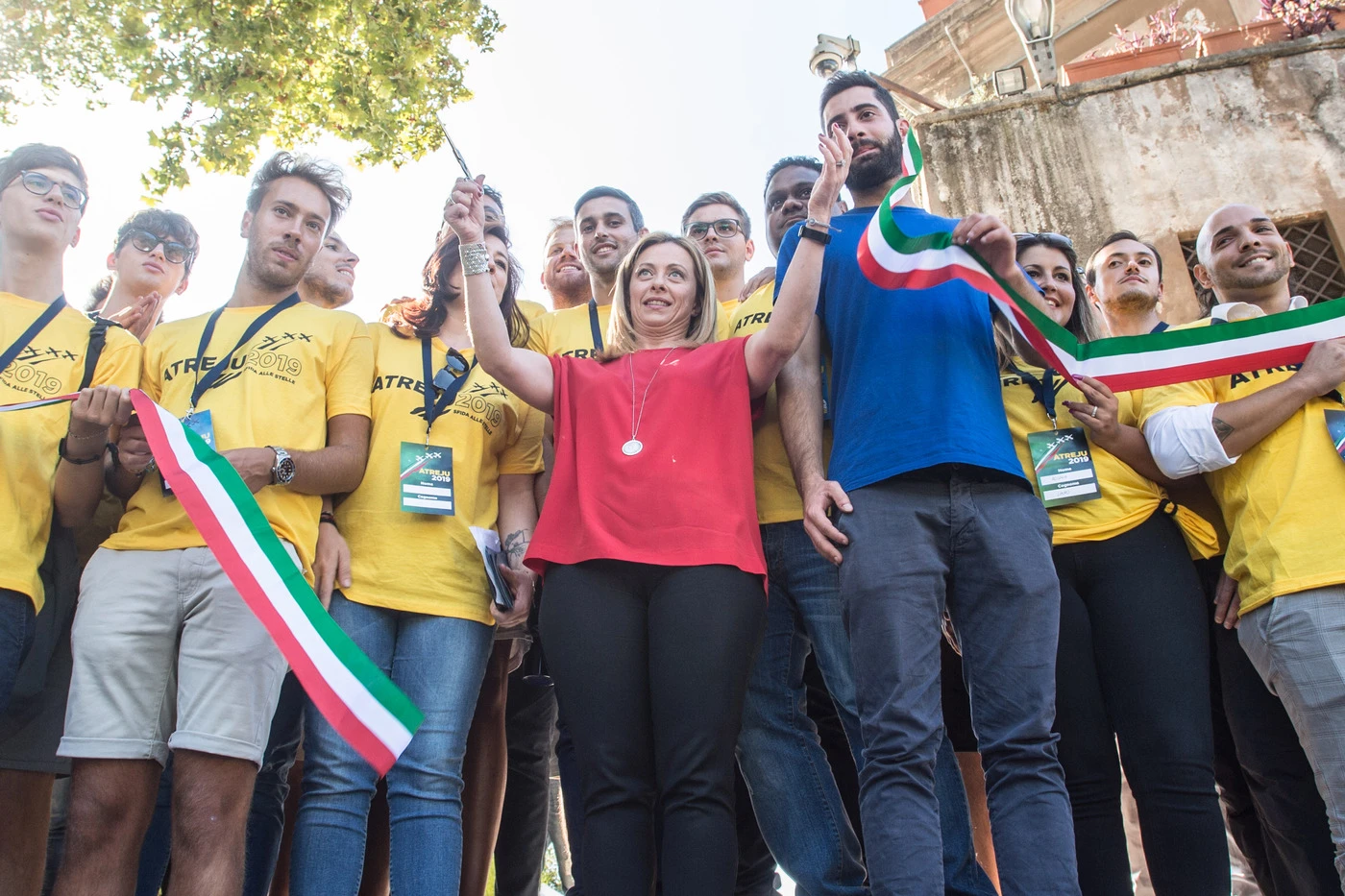 Giorgia Meloni chiude Atreju: "Perché siamo sovversivi". Fratelli d'Italia, orgoglio di destra: la denuncia