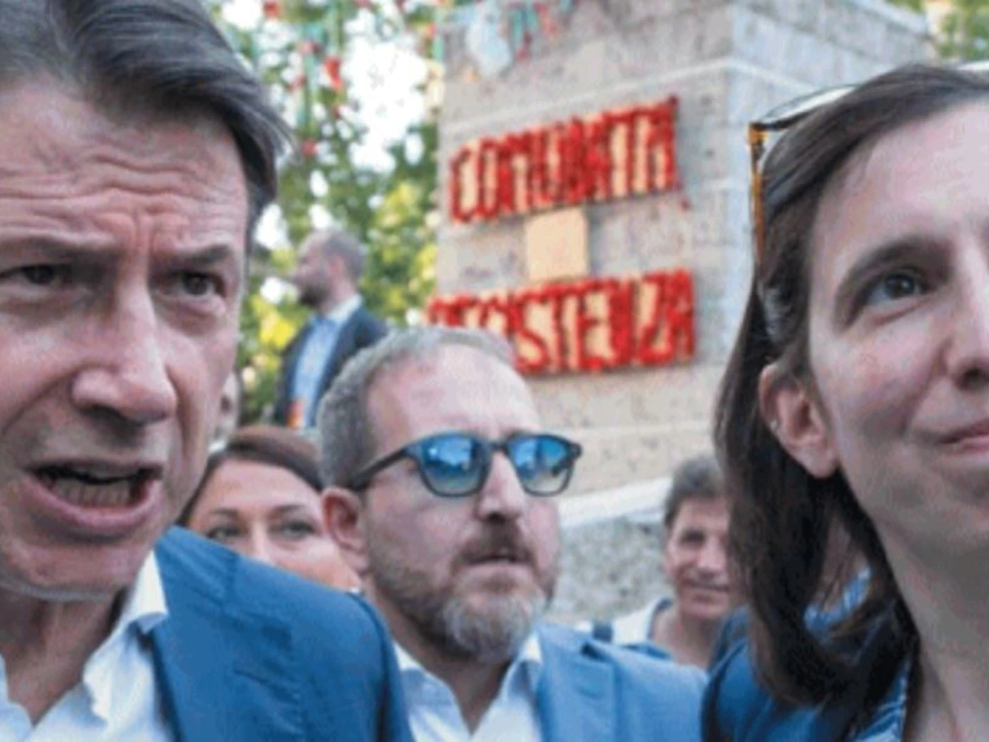 L’ultima di Pd e Cinquestelle: "Il governo scorti le navi pro-Pal"