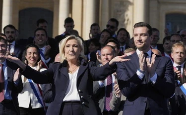  Chi mette fuorilegge i partiti di destra taglia le radici della democrazia occidentale