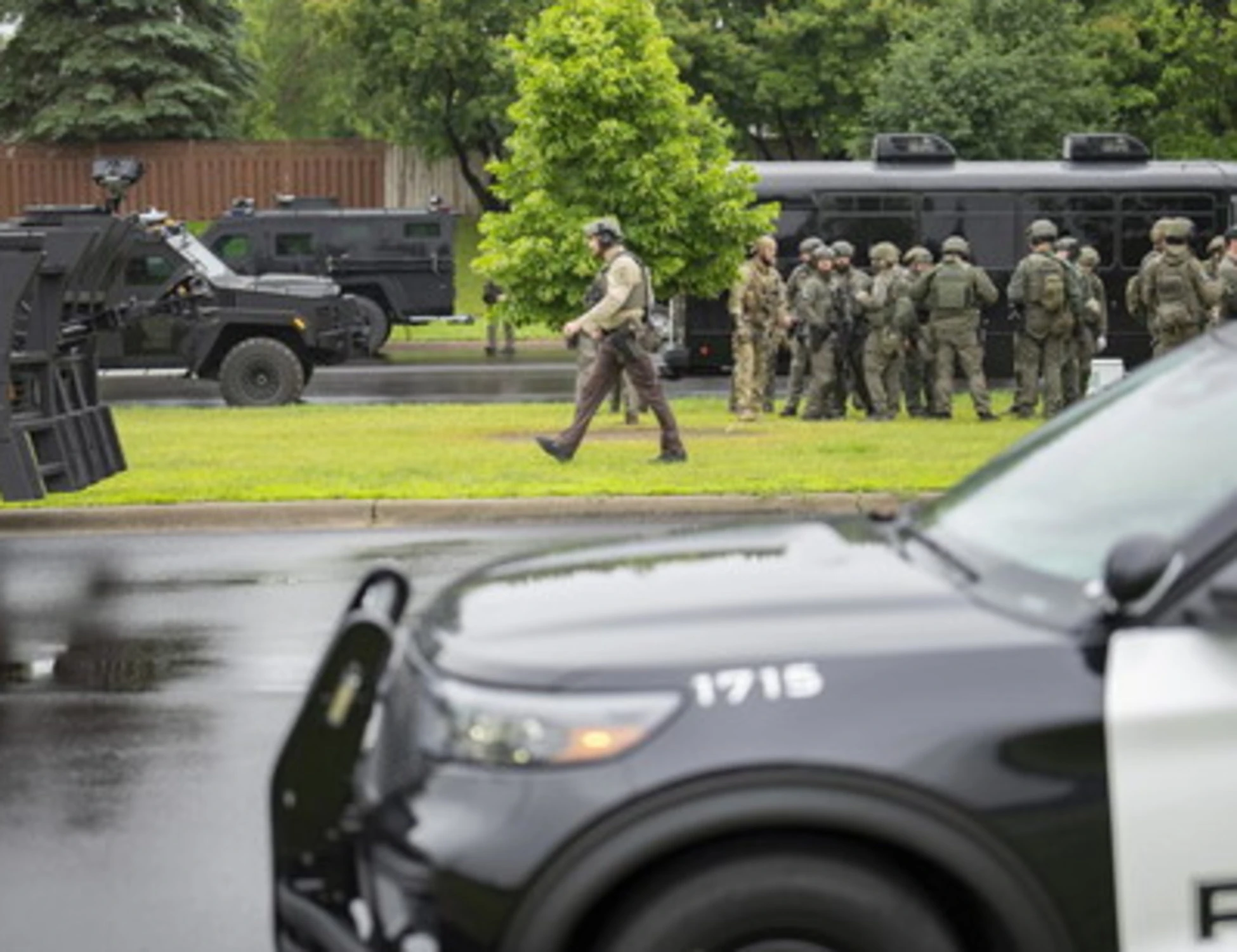 Minneapolis, "volantini antitrumpiani": ecco chi ha sparato ai dem