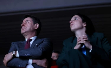 PiazzaPulita, sondaggio-Mannheimer sulle primarie: Conte surclassa Schlein