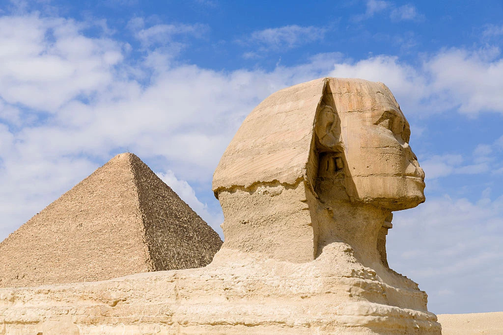 Piramide di Cheope, la stanza del segreto conterrebbe un trono meteoritico