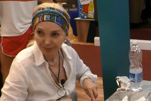 Grande Fratello Vip, Marchesa D'Aragona catastrofica: cosa le esce di bocca su Barbara D'Urso, gelo a Mediaset
