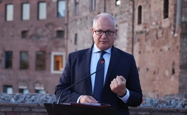 Roberto Gualtieri, la gaffe sulla sua Roma: "Le periferie fanno schifo"