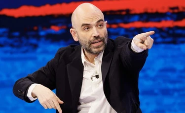 Inter-Juve, l'ultima sparata di Saviano: "Le milizie libiche? Non è un caso"