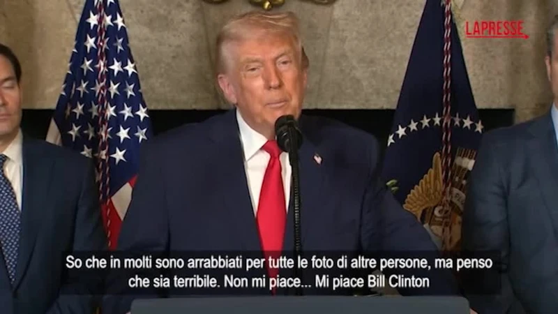 Trump kritizira objavo fotografij Clintona z Epsteinom in ga brani