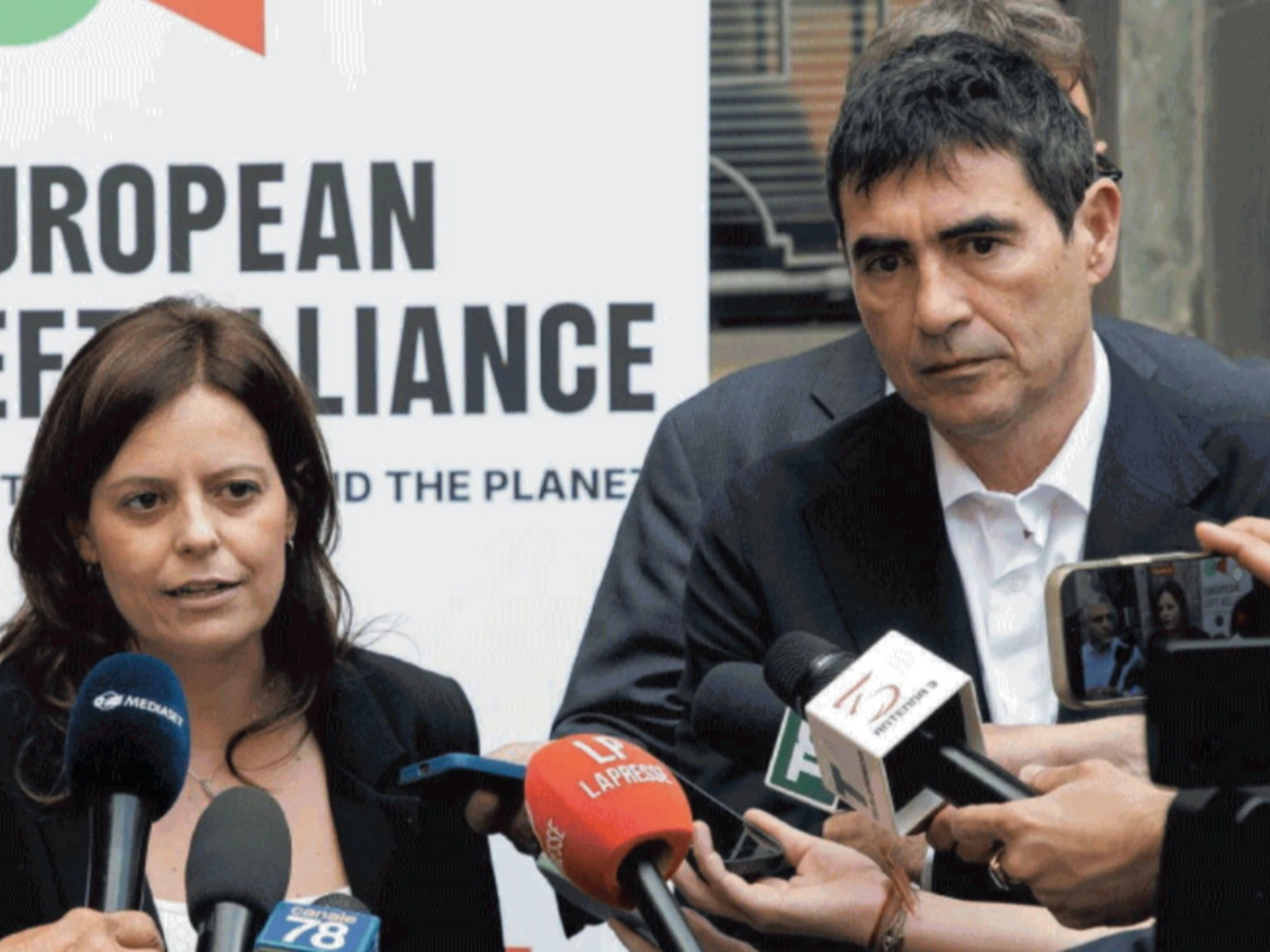 Ilaria Salis e Fratoianni, la trappola tedesca per l'Italia: meno proprietà privata e più immigrati