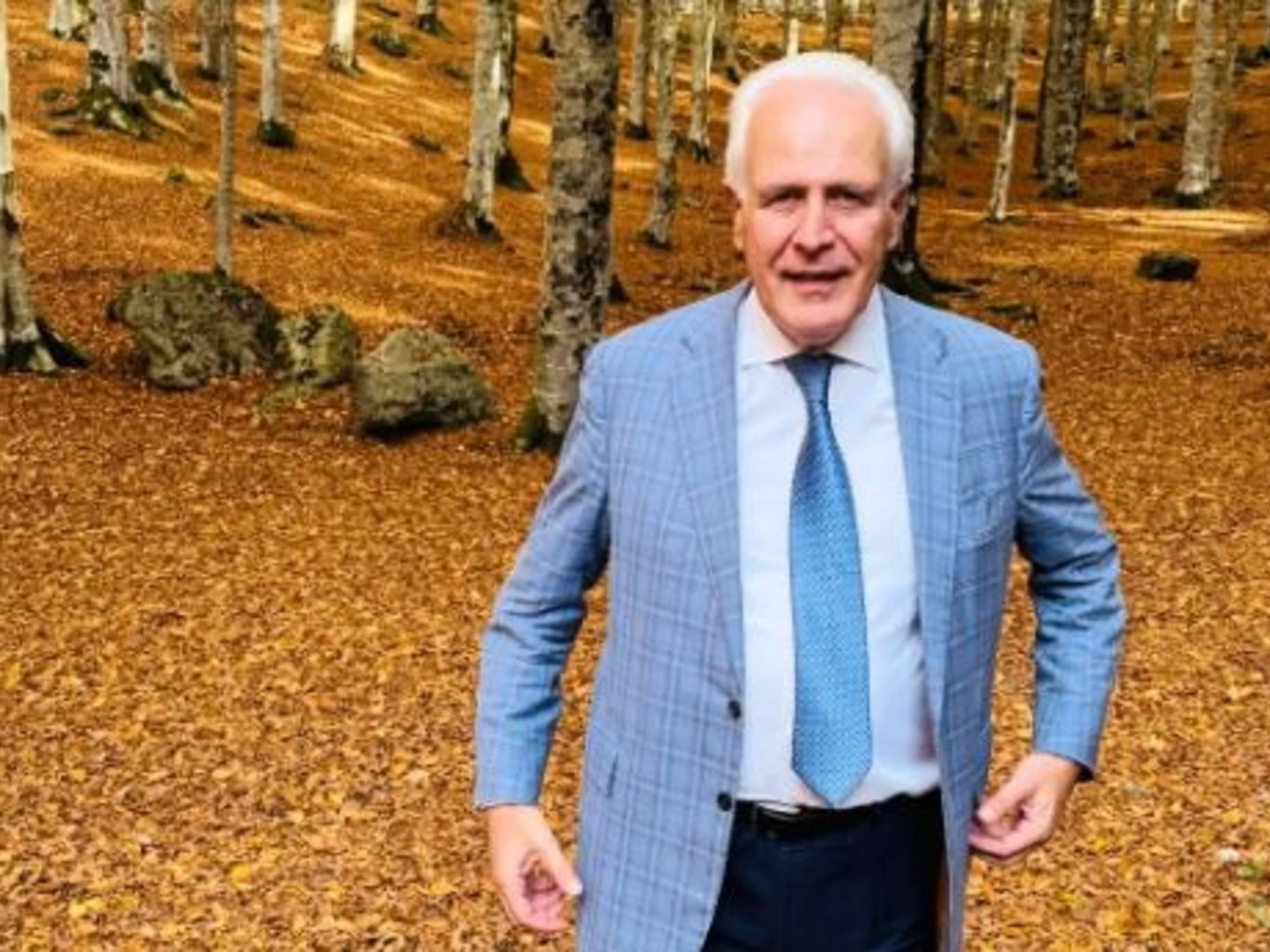Eugenio Giani, il sospetto sulla foto nel bosco: travolto dalle critiche