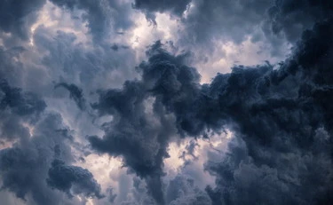 Meteo, effetto-downburst: la tempesta perfetta, perché l'Italia ha paura