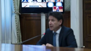 Guseppe Conte cadrà sul Mes? Retroscena: "Nessun vincolo di maggioranza", M5s kamikaze in aula