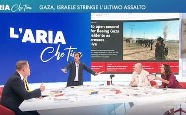 https://media.liberoquotidiano.it/6ik5uthoSDaiicaoNxVUZCzPiM6y0_5pg1ri90DCWK4/width:800/quality:90/aW1hZ2VzLzIwMjUvMDkvMTcvMTE1NjQ5OTczLTg0ZjY3MTA3LWY0YmMtNDZhMC1hYzEzLTgxNWExNzIwMzgxZS5qcGc.webp
