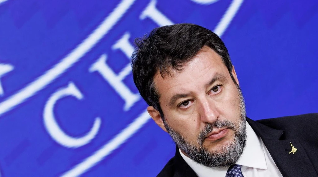 Salvini, pronto il pugno duro sugli scioperi: "Non escludo intervento diretto"
