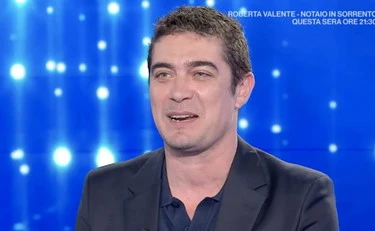 Domenica In, Scamarcio alla Venier: "Non voglio fare figure di m....."