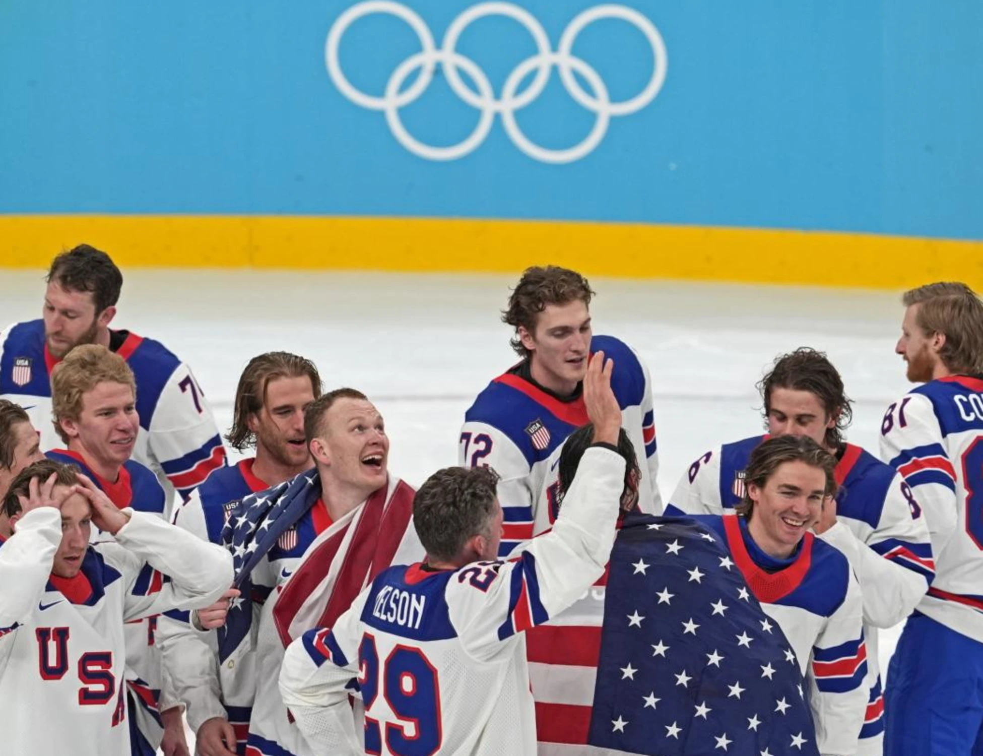 Ghiaccio bollente in Usa-Canada, finale perfetto di questi Giochi