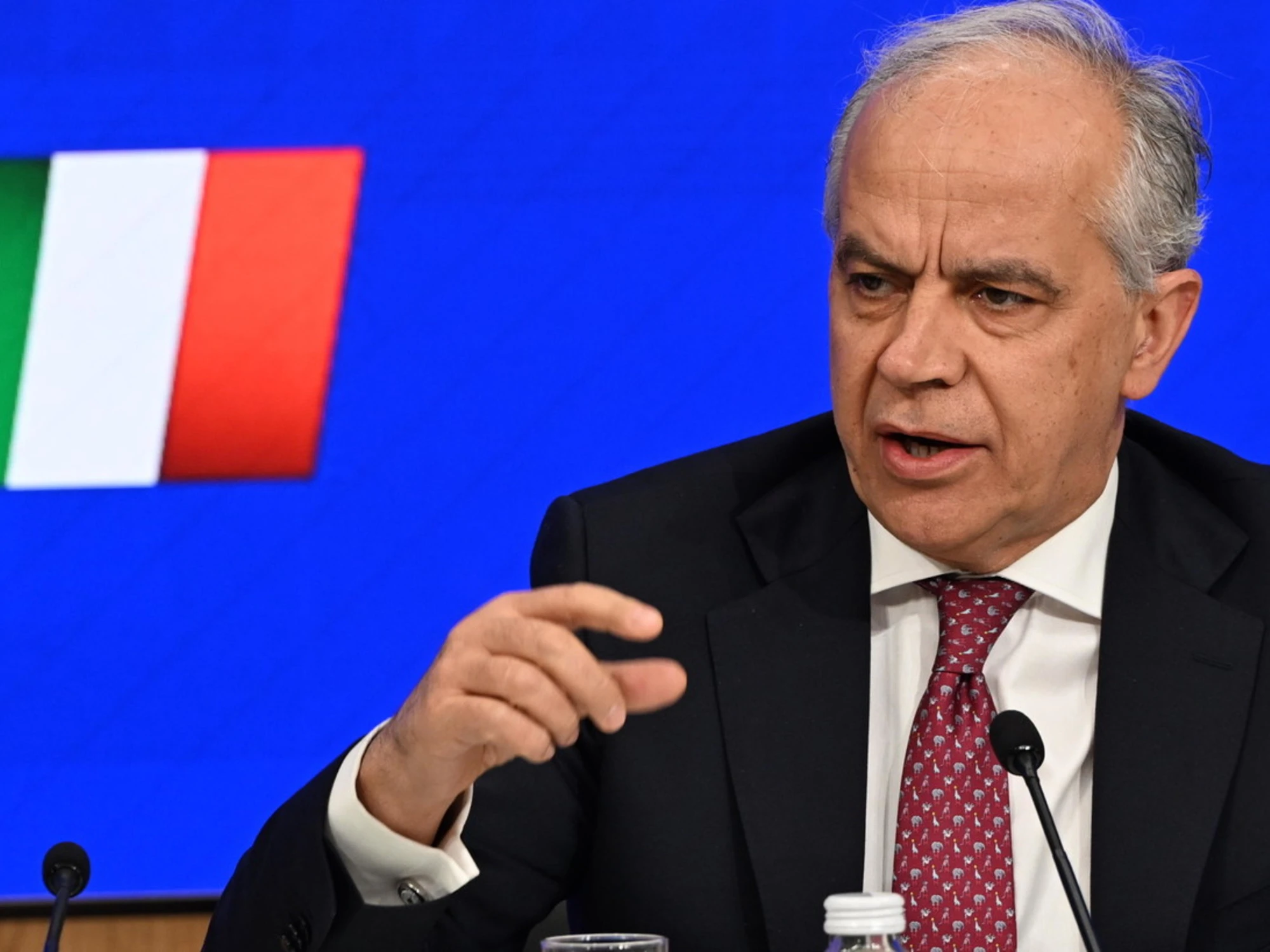 Migranti regolari, più controlli ai permessi di soggiorno