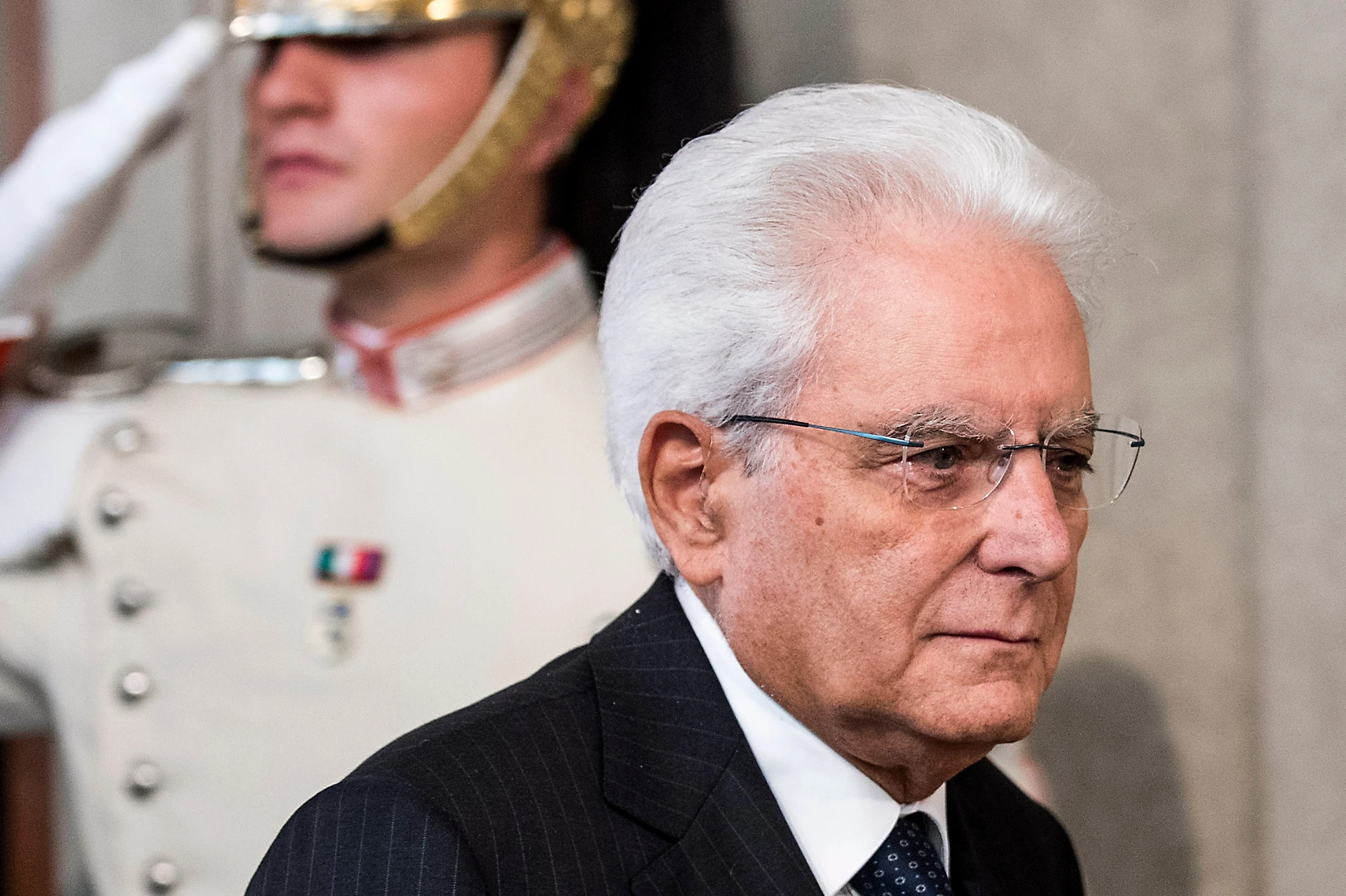 Sergio Mattarella, la mossa sui Servizi segreti: chi è l'uomo con cui commissaria Giuseppe Conte