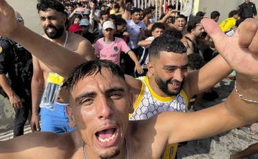 Ceuta, Meloni sospende Schengen e la sinistra insorge: una battaglia dopo l'invasione