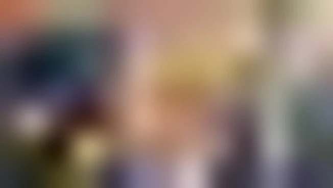 1049x576