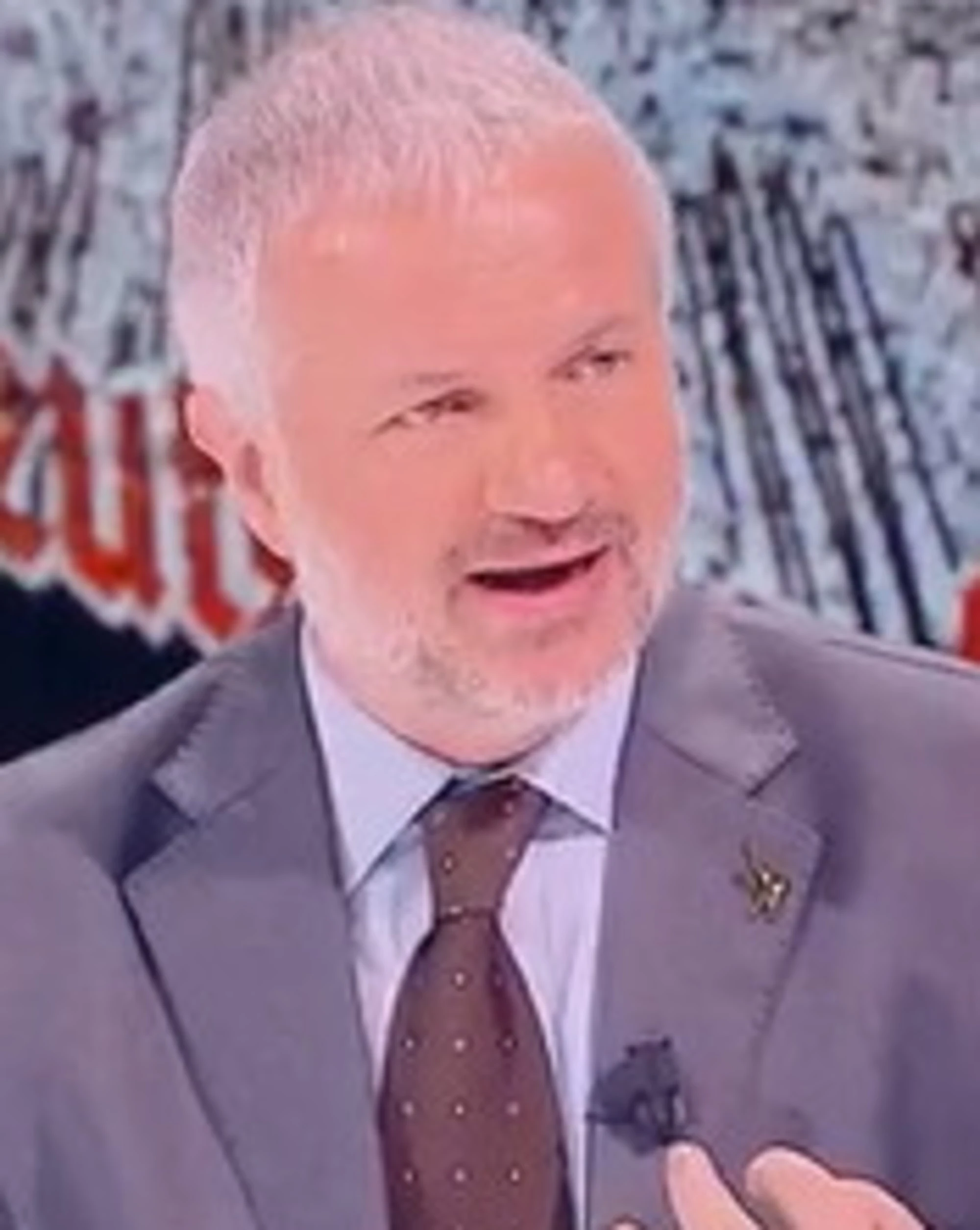 Borghi manda in tilt Concita De Gregorio: "I veri fascisti"