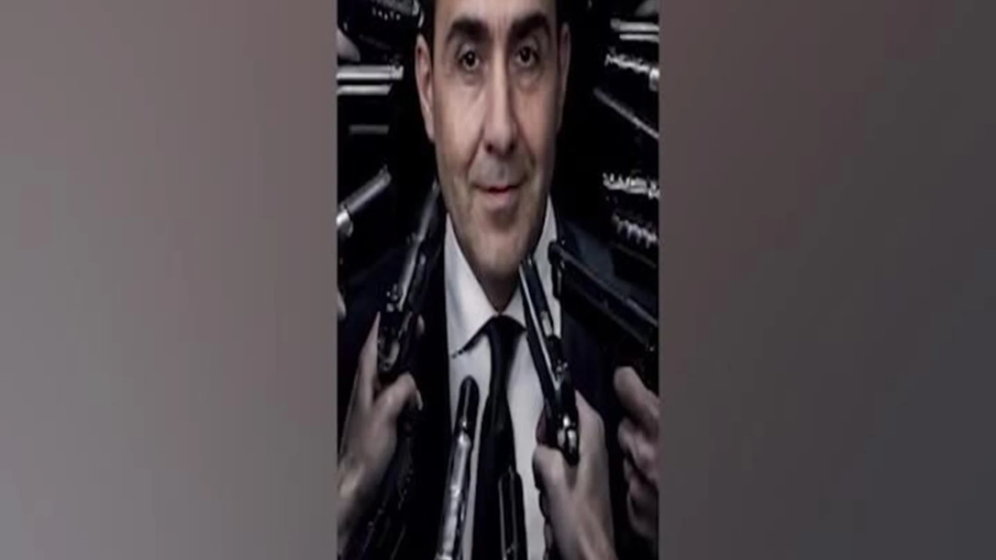 Vannacci e il nuovo video social con l'AI: "Fascista? Cavallo di Troia? Me ne frego"