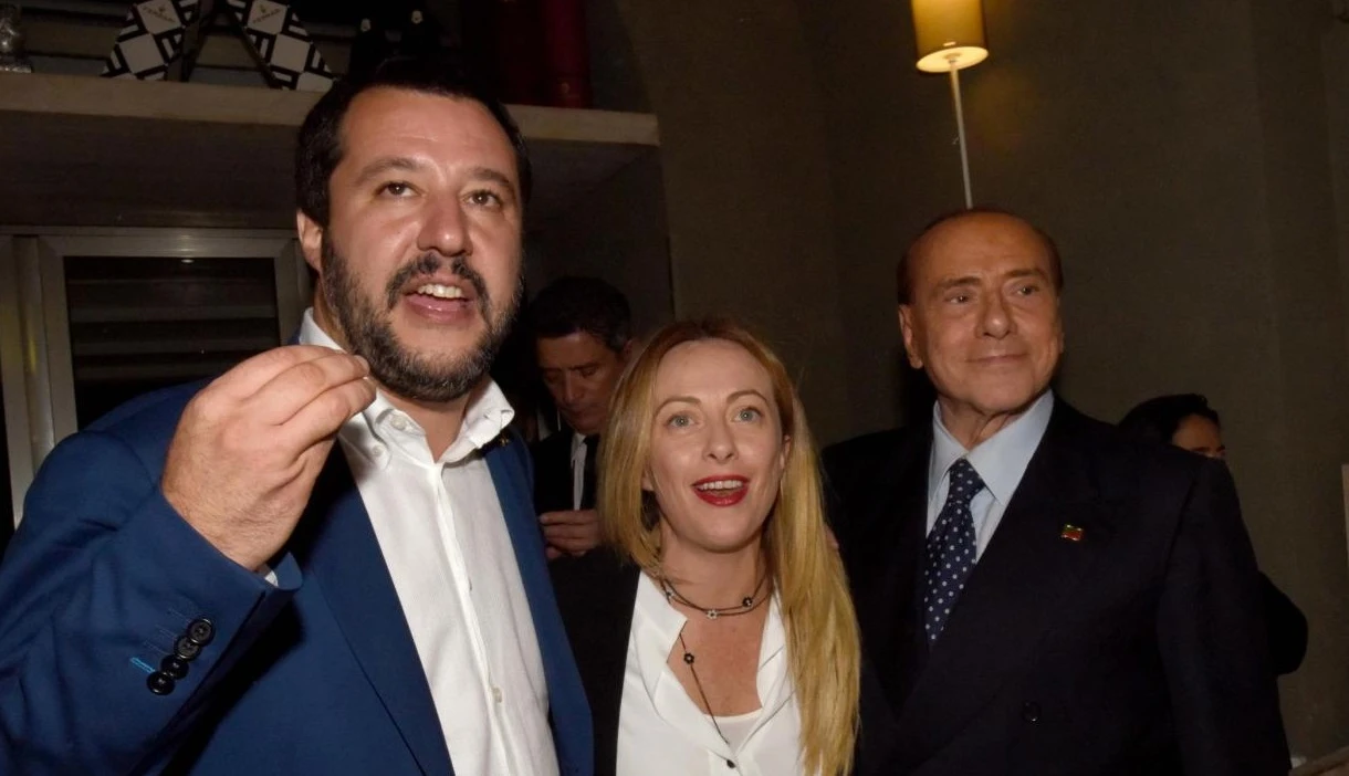 Silvio Berlusconi, vertice ad Arcore con Salvini e Meloni: il nodo dei collegi uninominali