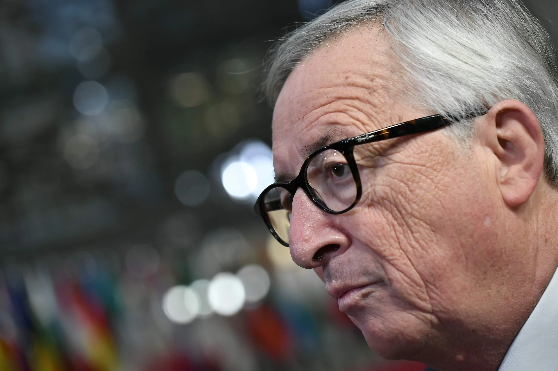 Giuseppe Conte, lo schiaffo Jean Claude Juncker: così il burocrate umilia ancora l'Italia