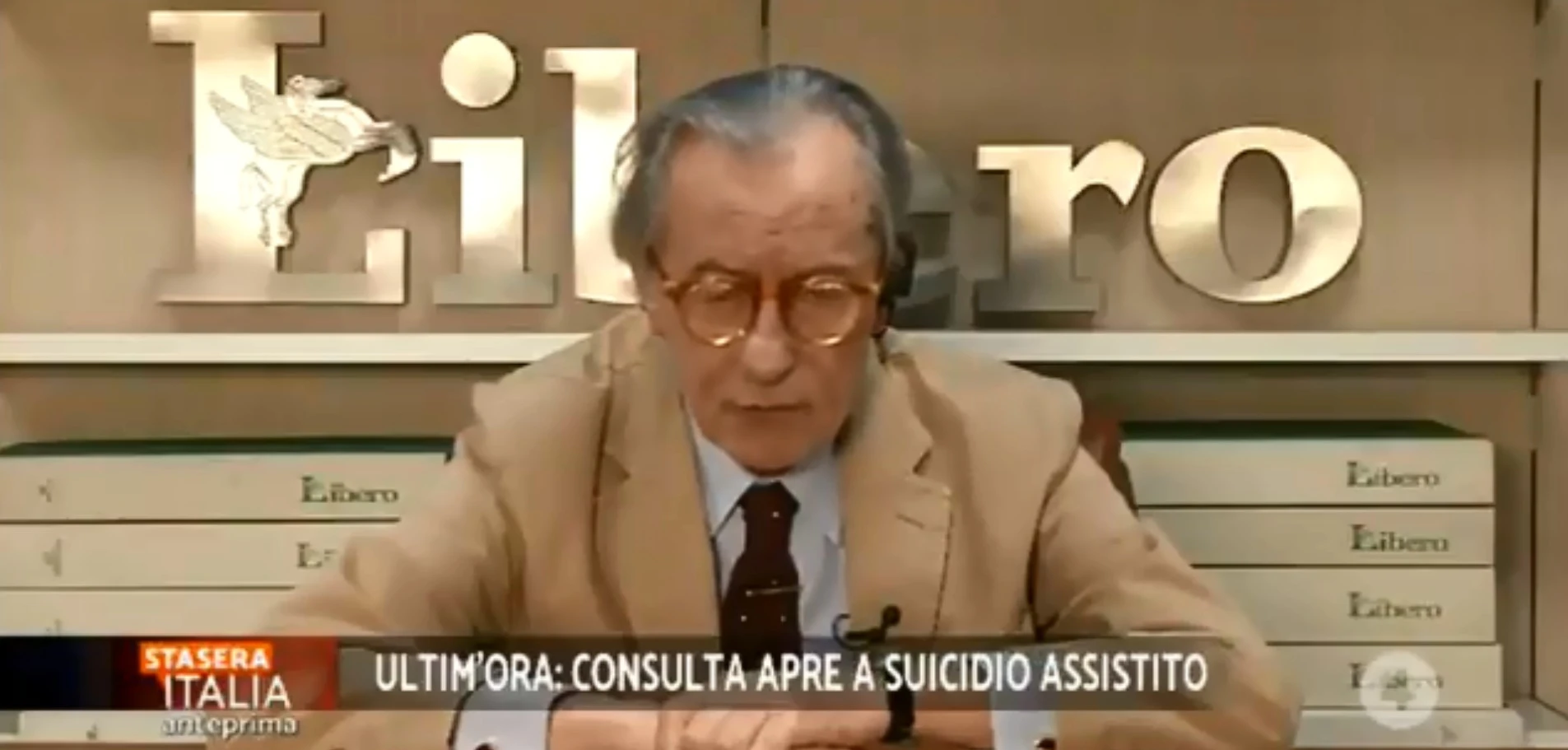 Vittorio Feltri sul suicidio assistito: "Perché non può essere un reato"