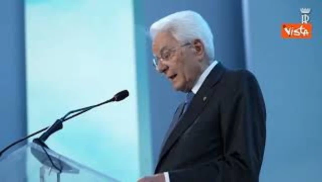 https://media.liberoquotidiano.it/6tdQmb0qRob45RYGcU3_pEd_Dqr9TCeAWWJDQiHXQus/width:800/quality:90/aW1hZ2VzLzIwMjUvMDkvMjMvMTM0ODMxNTM1LTNlMTU5ZGZkLTMyNzYtNGUxNC1hYmNhLWQzODc2OWIxZTcyZS5qcGc.webp