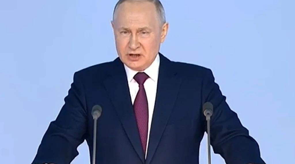 Putin, "Kiev ha provato a ucciderlo con un drone": la rivelazione choc