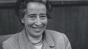 La "rivoluzione" dei figli e l'intuizione di Hannah Arendt