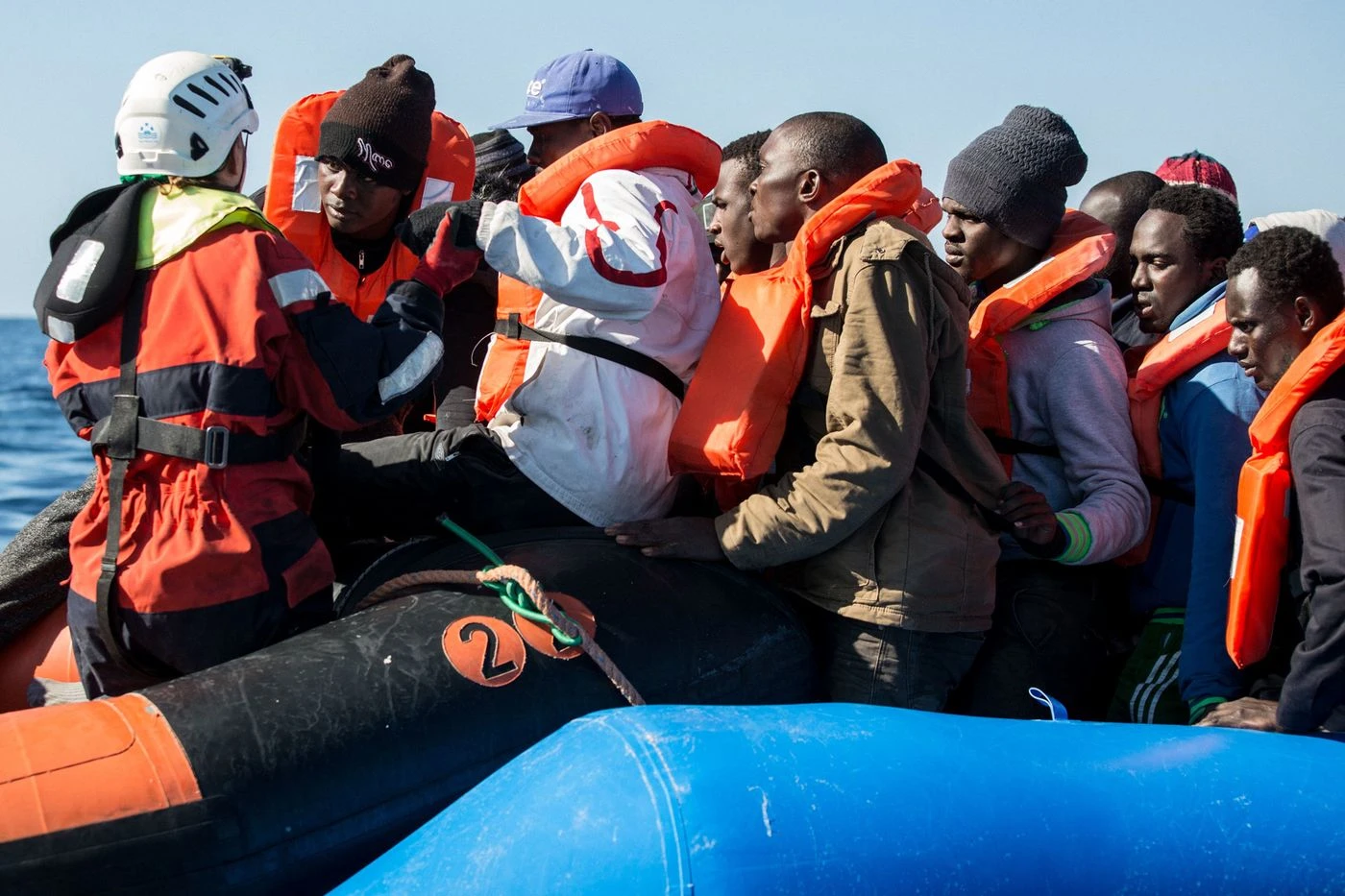 Immigrazione, le rotte fantasma per dribblare i porti chiusi di Matteo Salvini