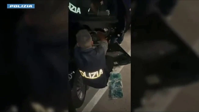 Dalla Spagna alla Sicilia con 13 kg di cocaina in auto, tre arresti