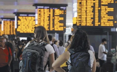 I sindacati bloccano l'Italia contro l'aumento ai ferrovieri