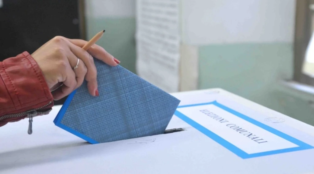 Ballottaggi elezioni comunali, il centrosinistra verso la vittoria a Verona, Parma e Catanzaro