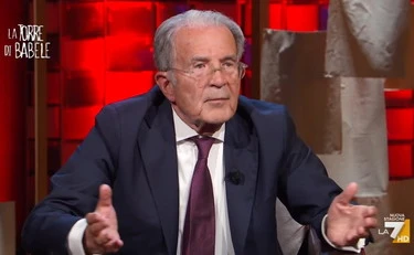 Corrado Augias vuole Romano Prodi in campo: "Perché sta a casa?"