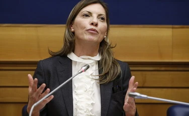 Se in Italia una donna ha un po' di potere, subito per la sinistra diventa una "zarina"